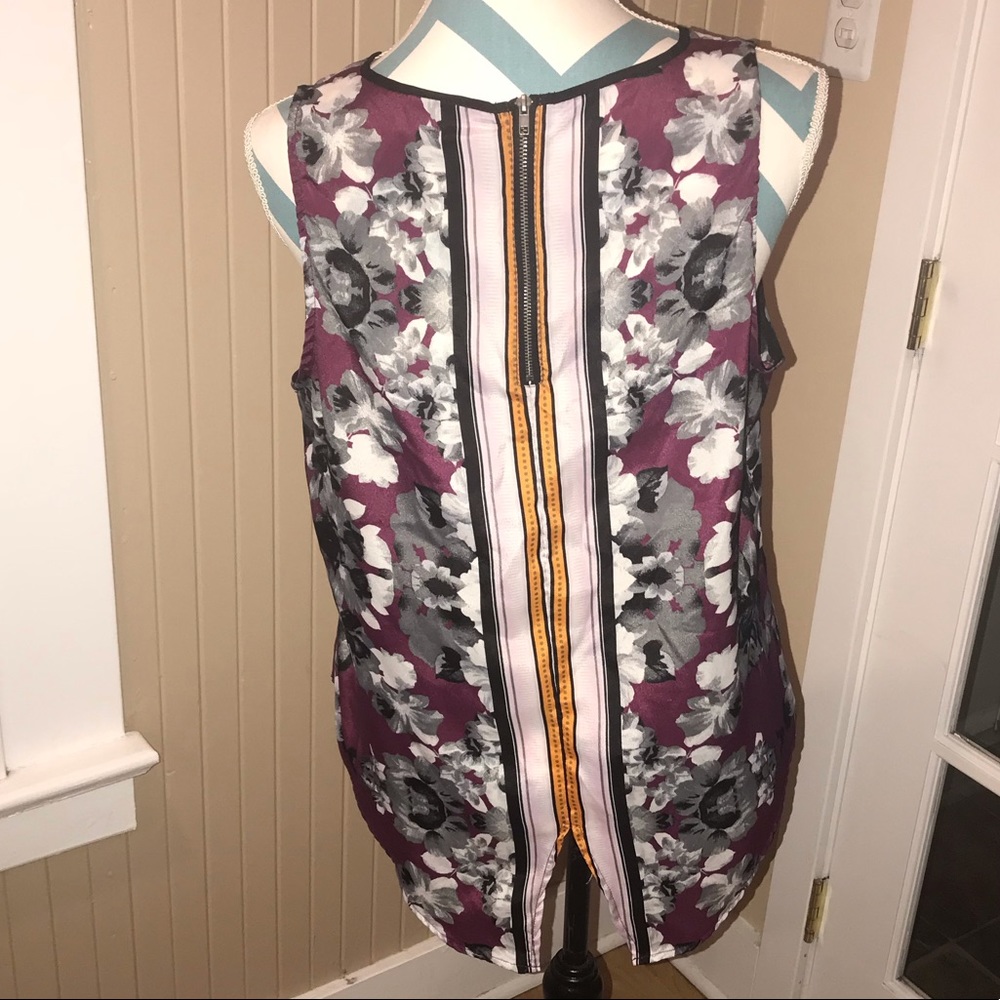 MOSSIMO Tank Top - Picture 2 of 2